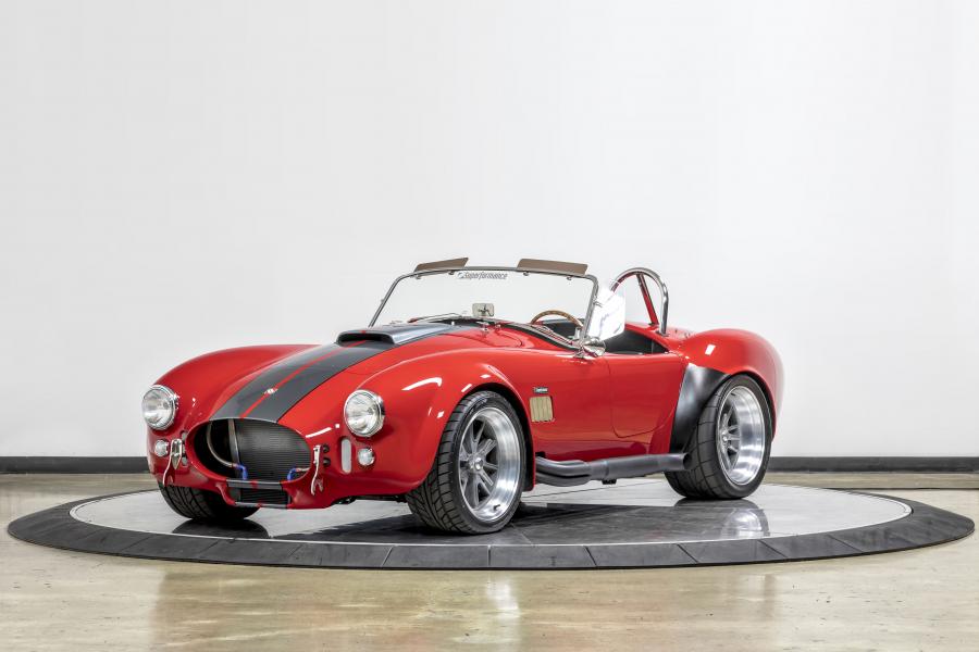  AC Cobra 6 by Superformance 2019 года  (фото 5 из 33)